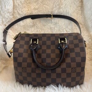 Louis Vuitton Speedy 25